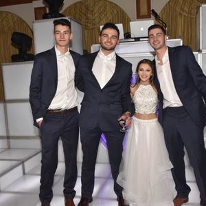 Meet your Posher, Andrea